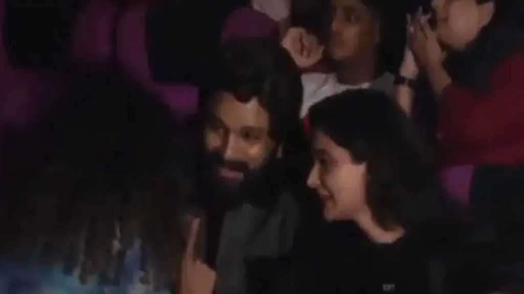 జాతర సీక్వెన్స్‌కి ఫ్యాన్స్ రియాక్షన్ చూసి బన్నీ ఎమోషనల్