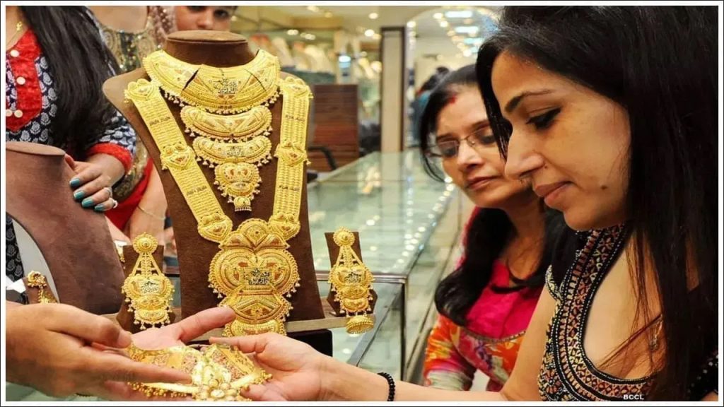 బంగారం, వెండి కొనాలనుకుంటున్నారా.. ఈ రోజు ధరలు ఇలా