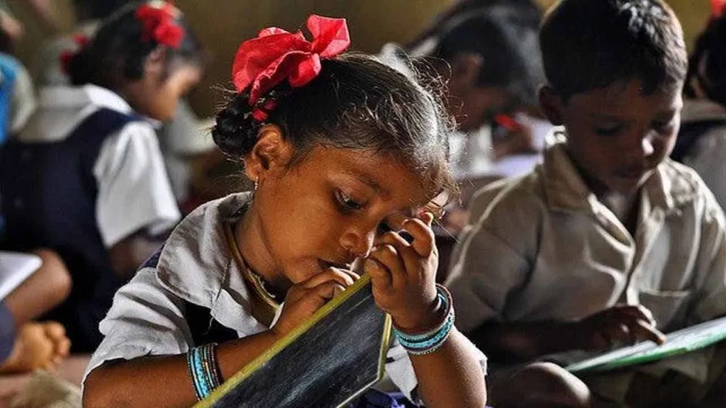 ఏప్రిల్‌ 9 నుంచి బడి పిల్లలకు సమ్మెటివ్‌-2 పరీక్షలు.. వేసవి సెలవులు ఎప్పట్నుంచంటే?