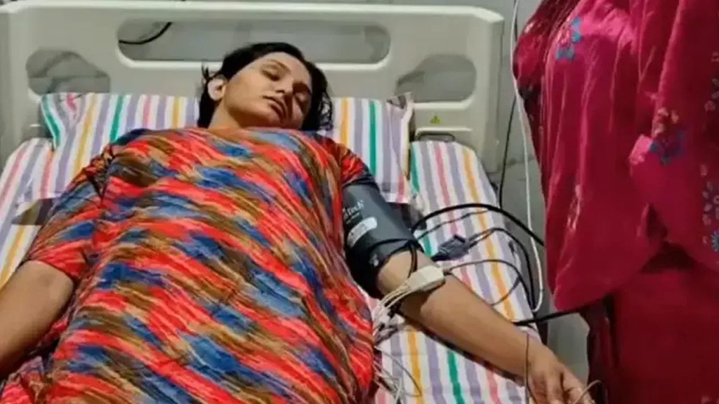 ICUలో అలేఖ్య చిట్టి.. అయ్యో ఇలా అవుతుంది అనుకోలేదు