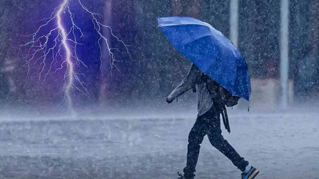 ఓవైపు మాడుపగిలే ఎండలు.. మరోవైపు చిరుజల్లులు.. నేడు, రేపు వానలే వానలు