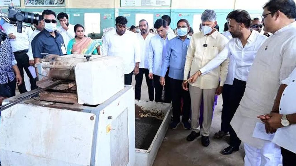 ఏపీ ప్రభుత్వం కీలక నిర్ణయం.. సచివాలయంలో ఇకపై వాటి వాడకం నిషేదం?
