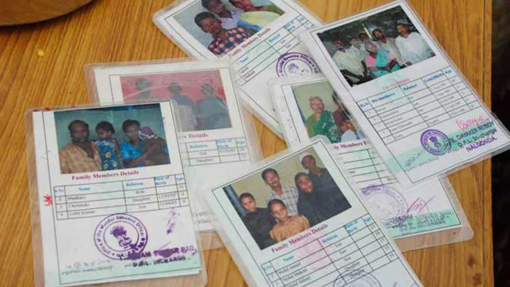 రేషన్‌ కార్డుదారులకు హెచ్చరిక.. ఈ పని చేయకుంటే రేషన్‌ కట్‌!