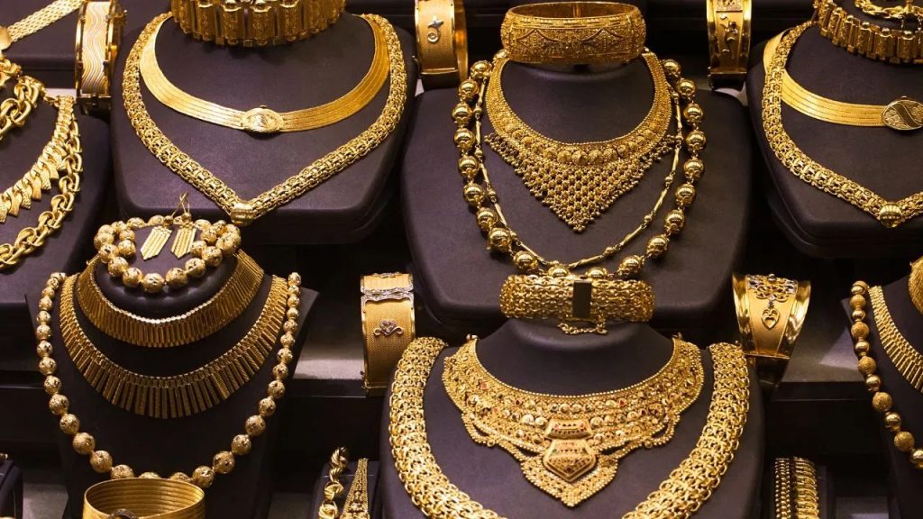 షాకింగ్ న్యూస్.. ఒకేసారి రూ.2 వేలకుపైగా పెరిగిన బంగారం ధర.. ఇక కొనడం కష్టమే