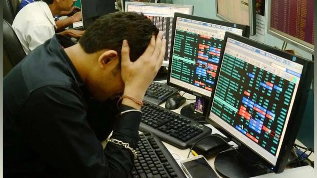 కుప్పకూలిన స్టాక్‌ మార్కెట్స్.. ఒక్క రోజులోనే రూ.9 లక్షల కోట్ల నష్టం!
