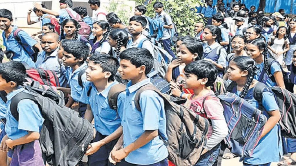 ఇంటి వద్దకే రేషన్.. ఏపీ ప్రభుత్వం మరో కొత్త పథకం.. వారందరికీ పండుగే..