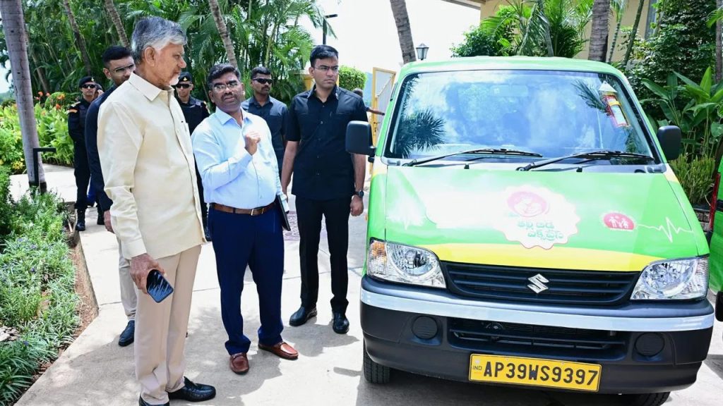 తల్లీ – బిడ్డల కోసం సీఎం కొత్త కానుక.. త్వరలో రోడ్లపైకి ‘తల్లీ–బిడ్డ ఎక్స్ప్రెస్’ వాహనాలు